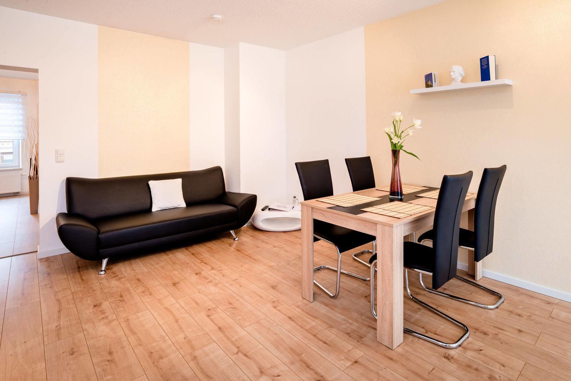 Apartments รูโดลชตัดท์ ภายนอก รูปภาพ
