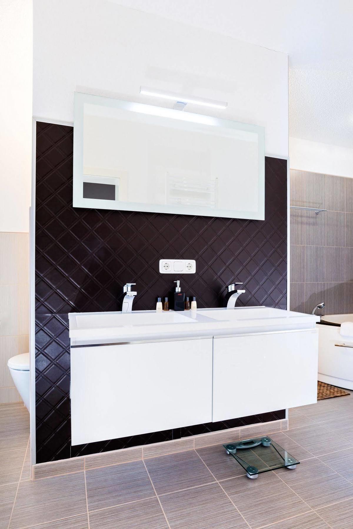 Apartments รูโดลชตัดท์ ภายนอก รูปภาพ