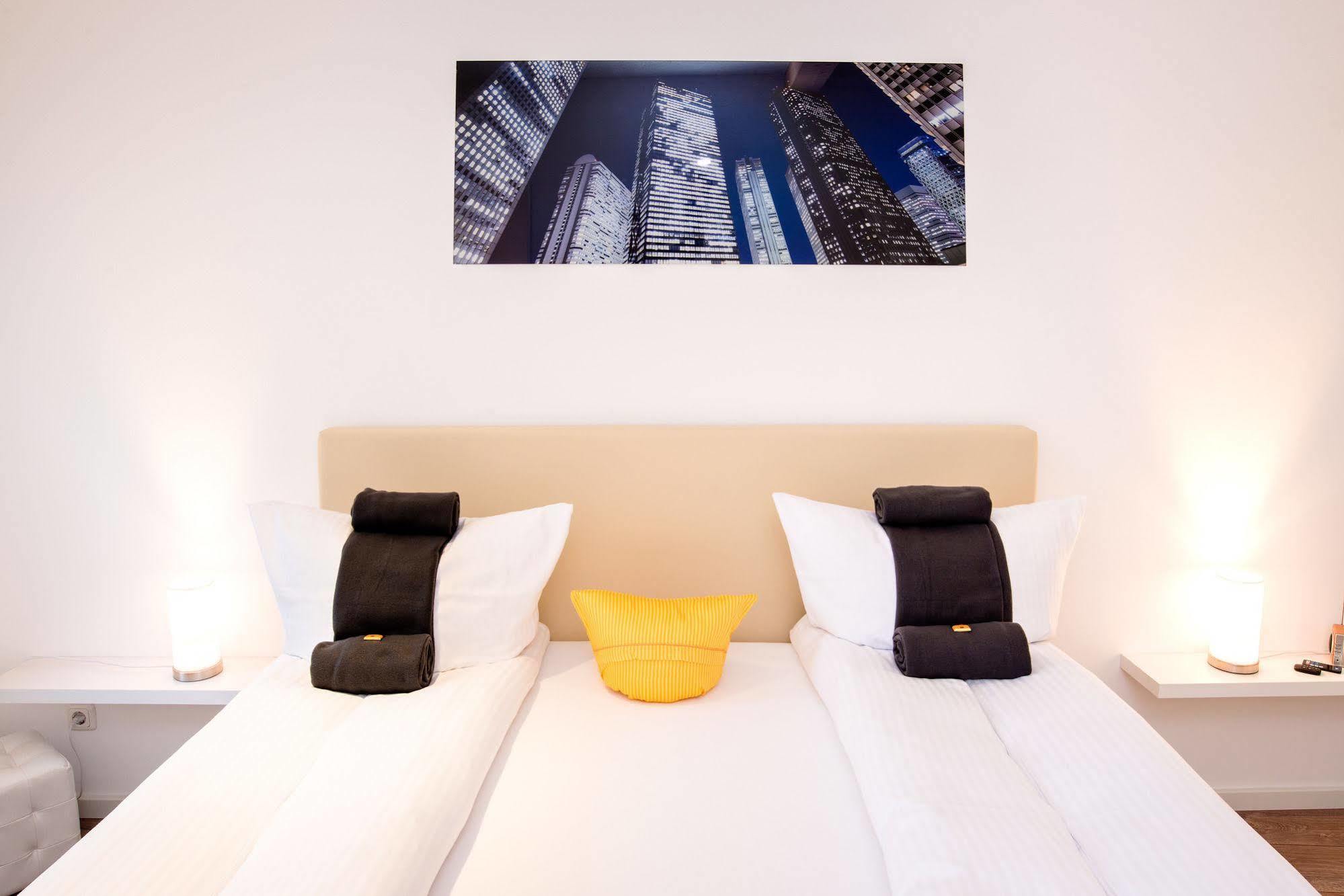 Apartments รูโดลชตัดท์ ภายนอก รูปภาพ