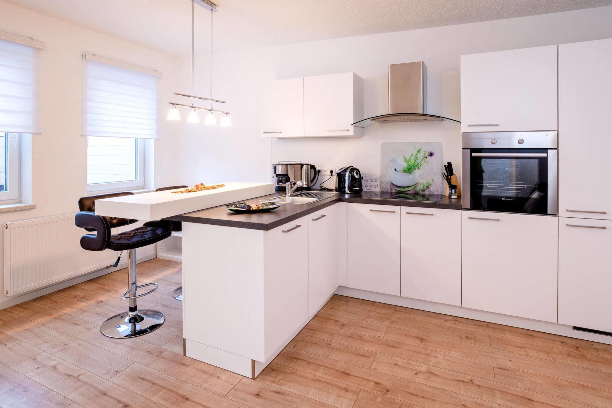 Apartments รูโดลชตัดท์ ภายนอก รูปภาพ