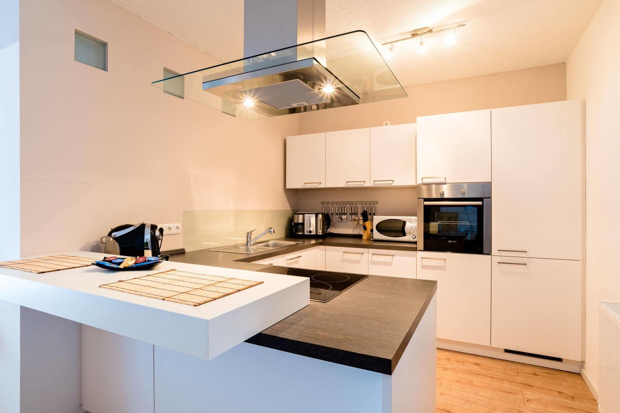 Apartments รูโดลชตัดท์ ภายนอก รูปภาพ