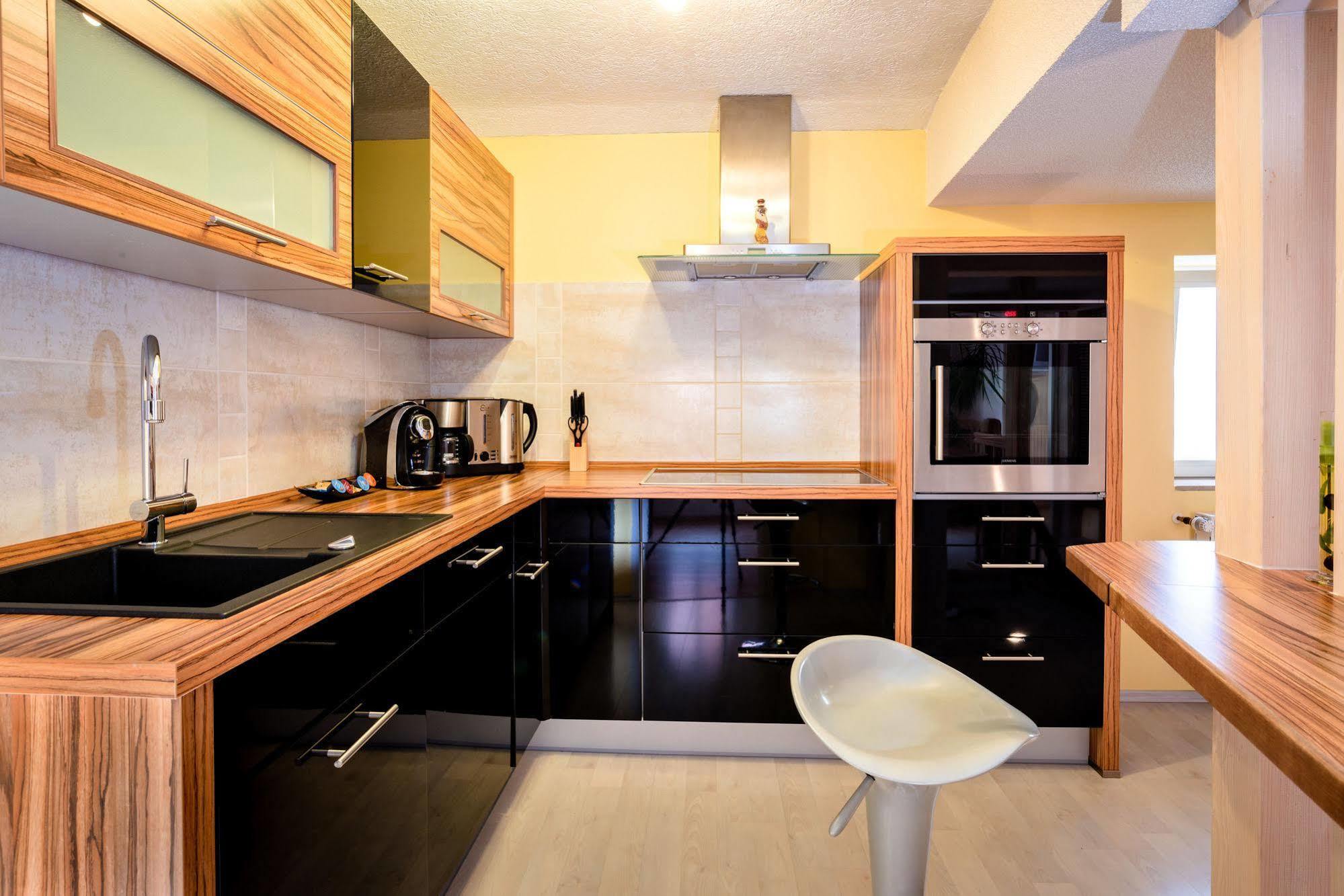 Apartments รูโดลชตัดท์ ภายนอก รูปภาพ